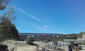 fourpostersunloungers