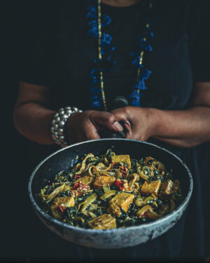 Frying pan with paneer