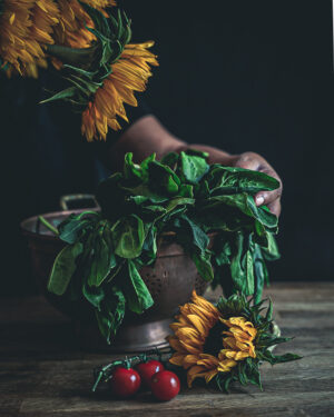 Spinach_tomaotes_still_life_1
