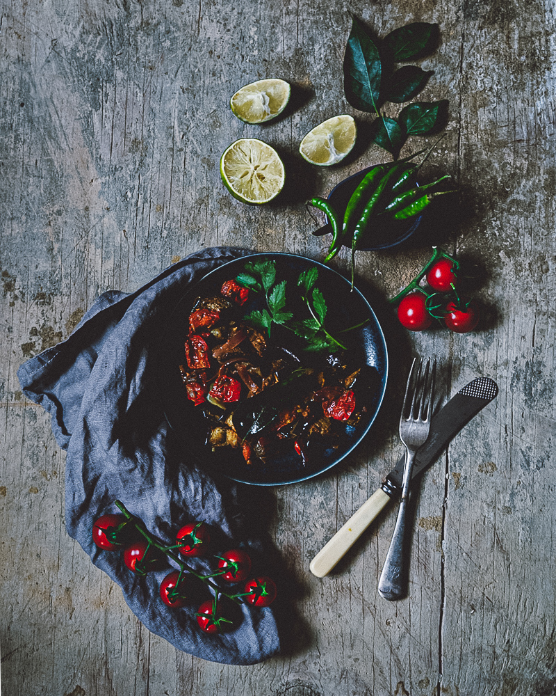 Sri Lankan aubergine curry