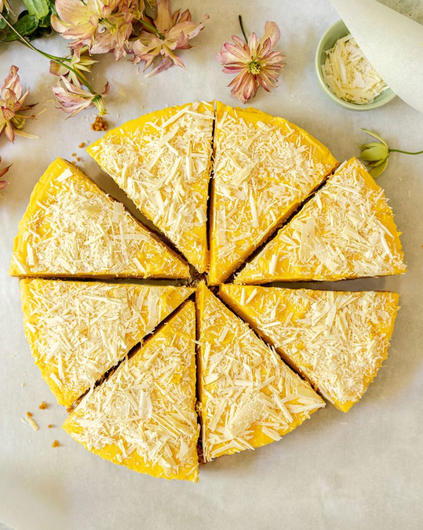 How to make this no-bake mango cheesecake, with white chocolate Mango_Cheesecake-01030